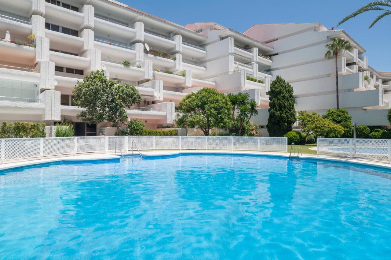 Jardines Del Mar Apartments Марбелья Екстер'єр фото