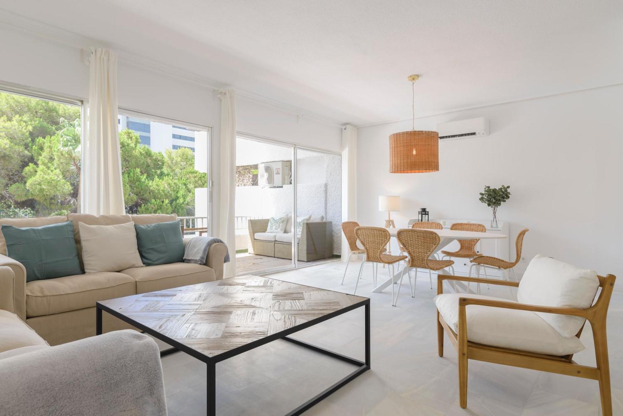 Jardines Del Mar Apartments Марбелья Екстер'єр фото