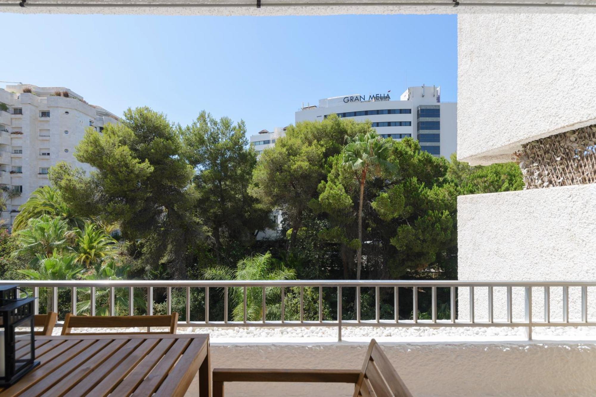 Jardines Del Mar Apartments Марбелья Екстер'єр фото
